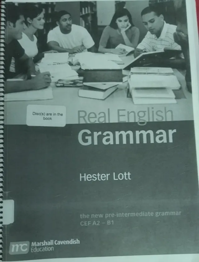 Real English Grammar Pre-Intermediate
