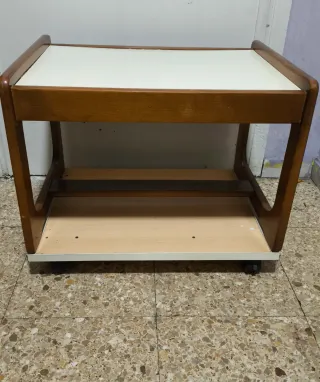 MESA AUXILIAR DE CENTRO