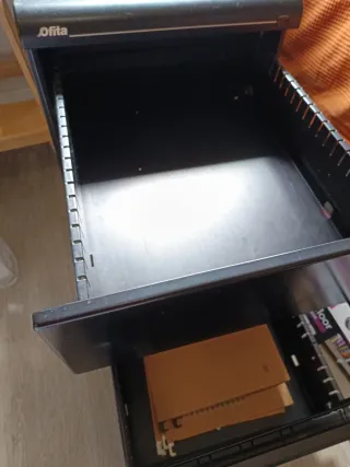 Cajonera archivador acero Ofita con ruedas