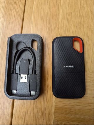 Funda para disco duro SSD Sandisk en 3D