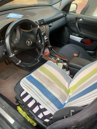 Mercedes-Benz Clase C 2003