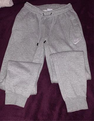 Pantalón chándal Nike gris