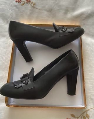 Zapatos de tacón negros piel talla 41
