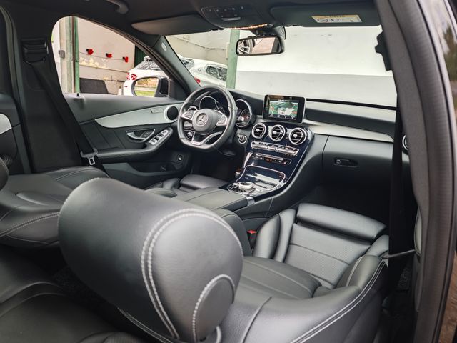 Mercedes-Benz Clase C 200d AMG Motor 2.2 136cv 