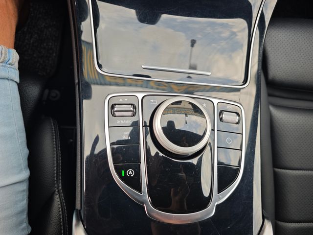 Mercedes-Benz Clase C 200d AMG Motor 2.2 136cv 