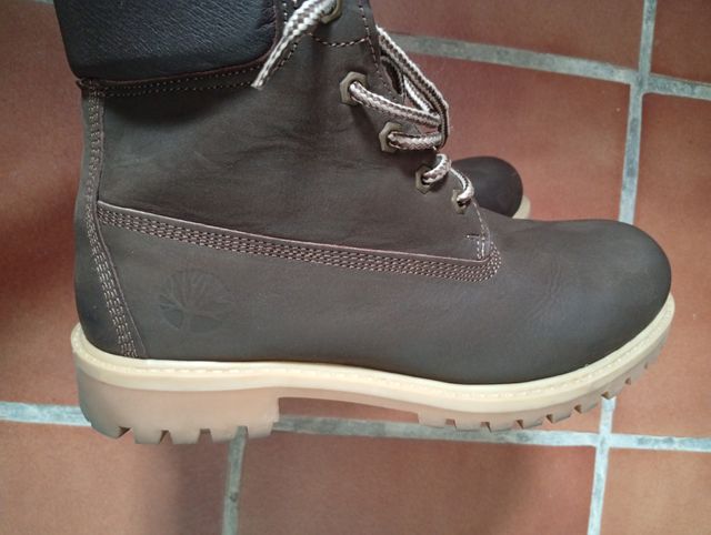 Botas de piel marrones