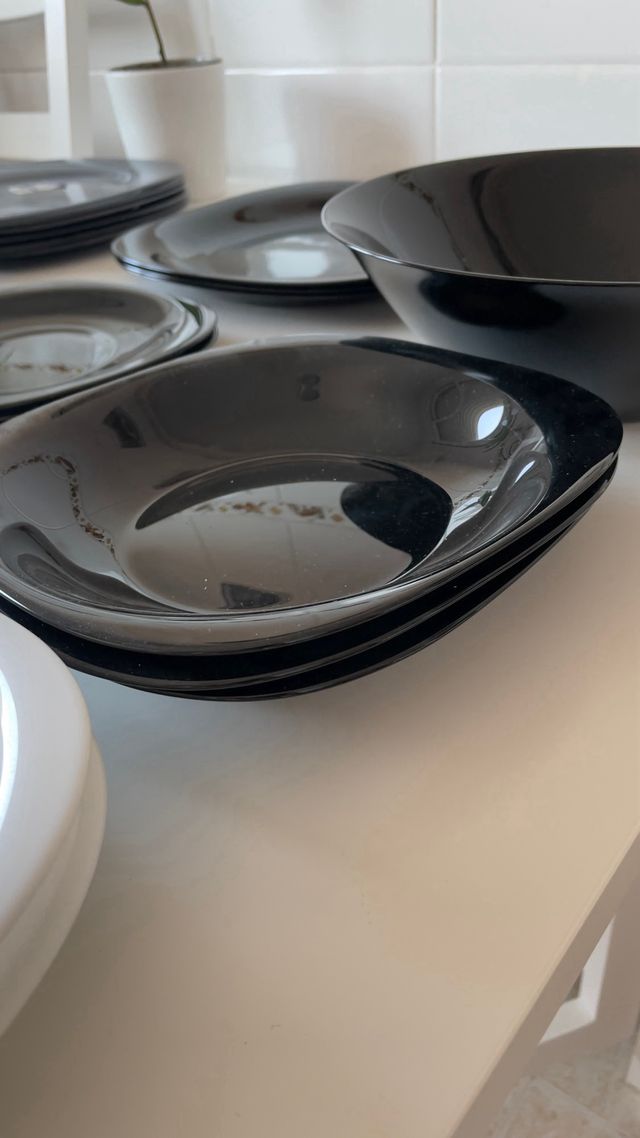 Vajilla de 37 piezas