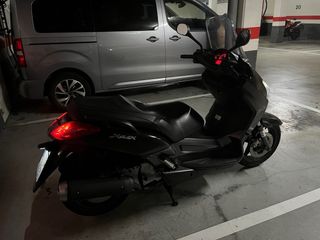 Yamaha XMAX 125