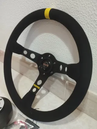 Volante semidesplazado y piña Subaru Impreza 