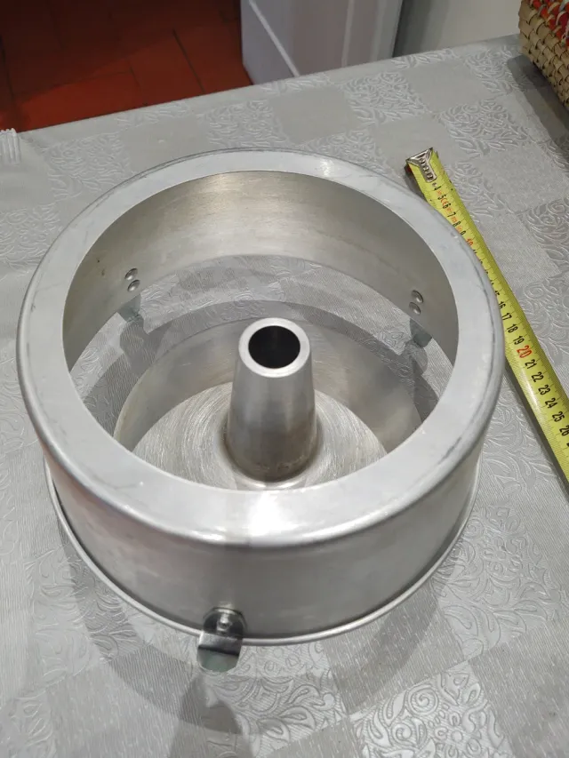 Stampo Chiffon Cake in Metallo