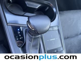 Lexus UX 250h Business 2WD 135 kW (184 CV)