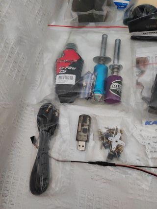 Maletín+ Accesorios emisoras radio control. 