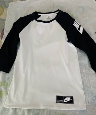 Camiseta Nike Raglán Manga Larga