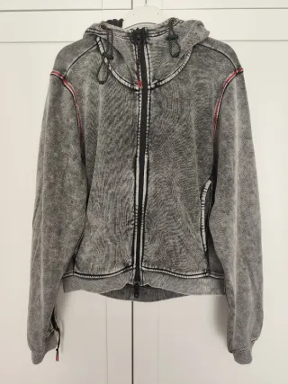 Chaqueta Boxy Diesel Gris y Rojo