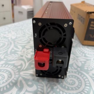 Inversor de Corriente 2000W para Autocaravana