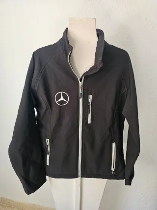 Chaqueta Mercedes-Benz F1 Negra