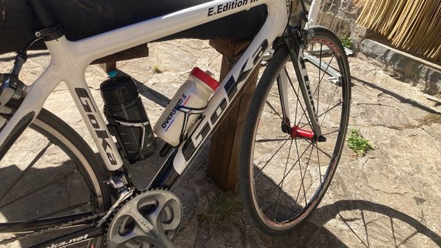 Bicicleta de carretera Goka Carbono