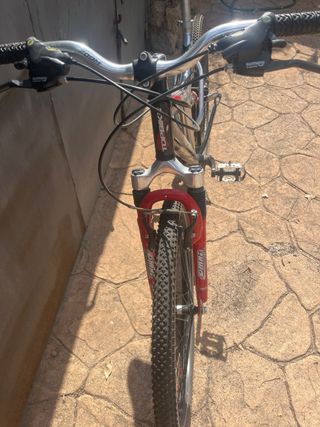 Bicicleta de Montaña Doble Suspensión 