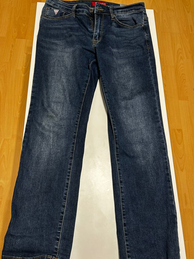 Jeans GUESS 1981 Talla 42 (US38) Nuevos
