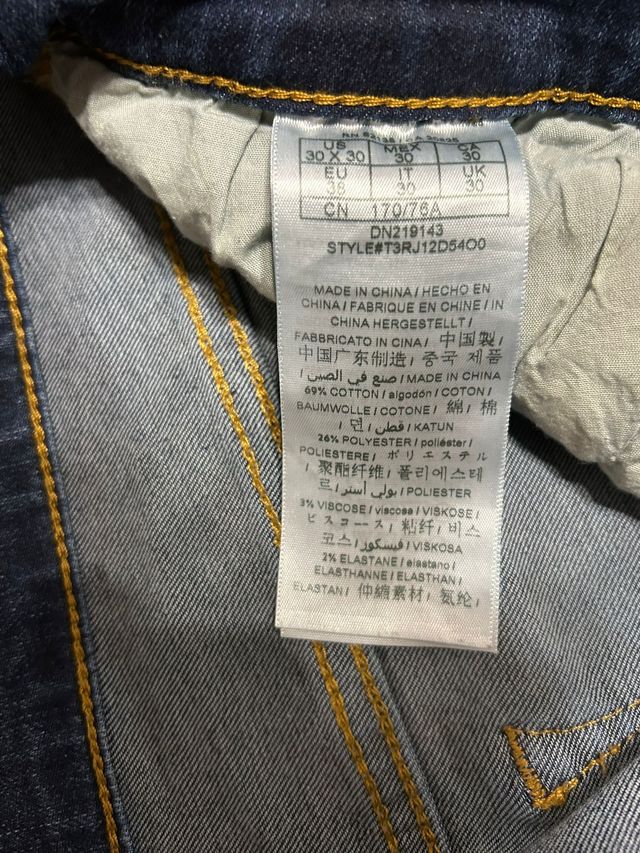 Jeans GUESS 1981 Talla 42 (US38) Nuevos