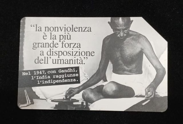 Scheda Telefonica Gandhi La Nonviolenza