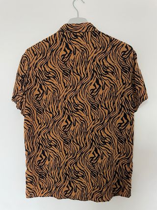 Camisa estampada animal print