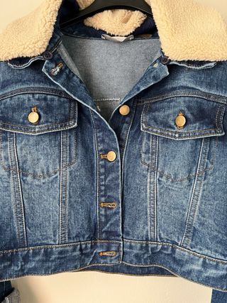 Giubbotto jeans con collo in pelliccia