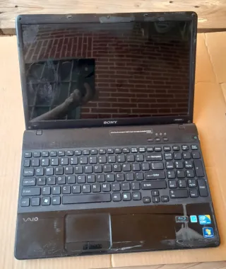 Lote de 3 portátiles Lenovo , HP Y SONY .