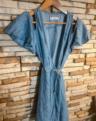 Lote 2 vestidos 2 camisetas