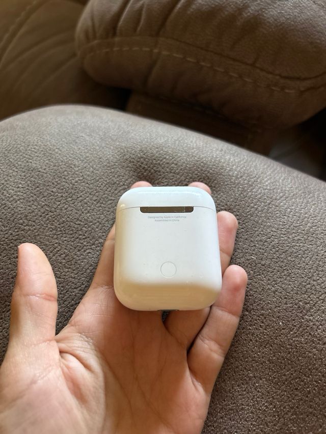 Airpods 2ª Generación y Funda Azul