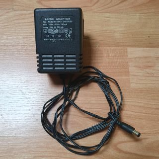 Adaptador AC/DC MKD-240550GS 24V 550mA