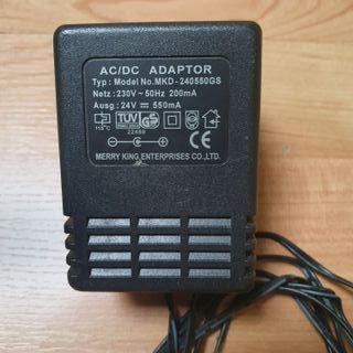 Adaptador AC/DC MKD-240550GS 24V 550mA