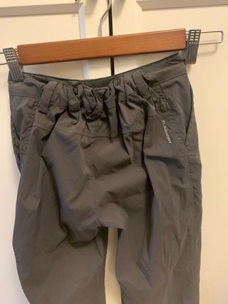 Pantalones The North Face grises