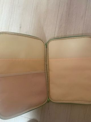Funda cuadros Vichy verde para portátil/tablet