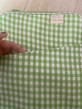 Funda cuadros Vichy verde para portátil/tablet