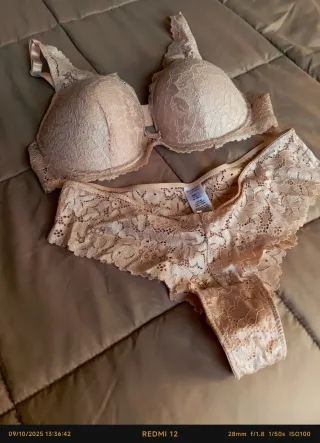 Conjunto lencería encaje beige Talla L
