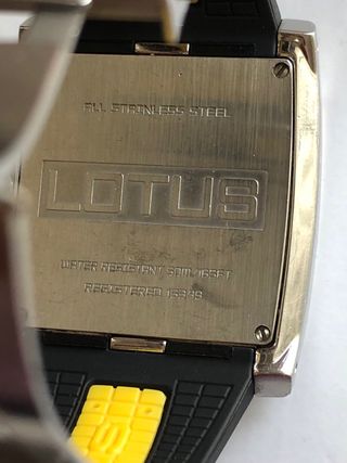 Reloj Lotus Amarillo y Negro