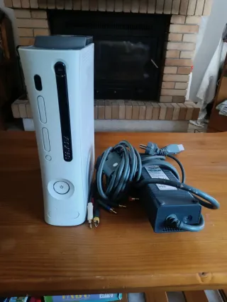 Consola Xbox 360 Blanca + Accesorios