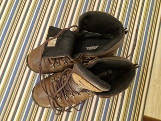 Botas de montaña Paredes Marrones