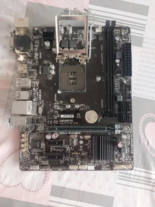 Placa Base Gigabyte GA-H110M-S2H + I3-6400