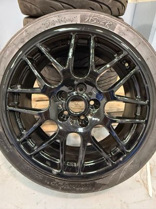 Llantas 18 Mercedes C43 con Neumáticos