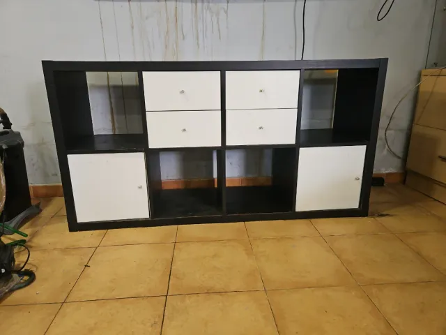 Mueble Comoda Negro y Blanco
