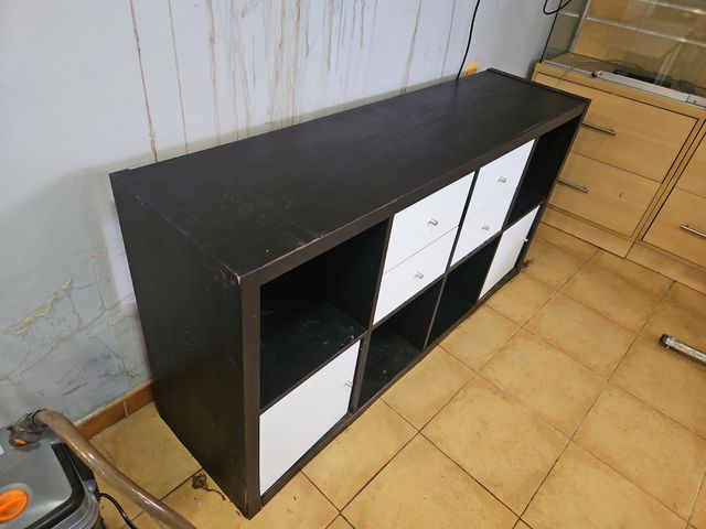 Mueble Comoda Negro y Blanco