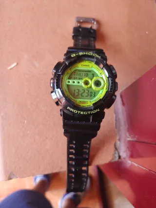 Reloj Casio G-Shock Negro y Verde