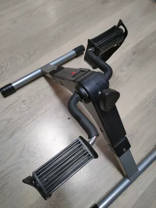 Bicicleta estática HIMALY compacta