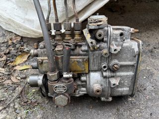 Bomba Inyectora Diésel Mercedes MB 120