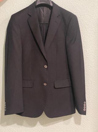 Traje de hombre negro