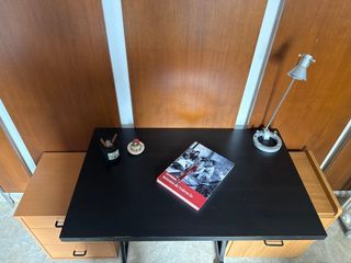 Mesa escritorio con 2 cajoneras indemadera y metal