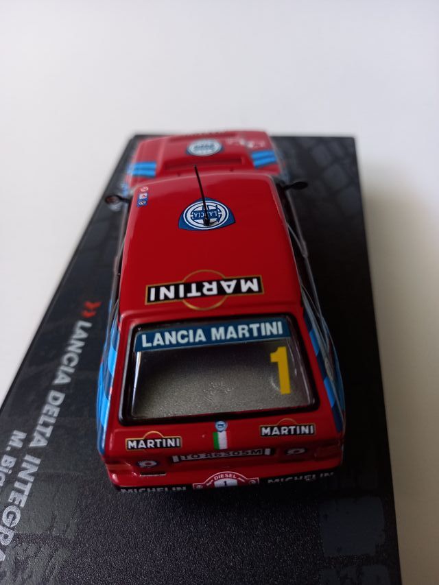 Lancia Delta Integrale 16V M. Biasion 1/43