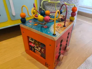 Cubo Actividades Madera Branford Toys